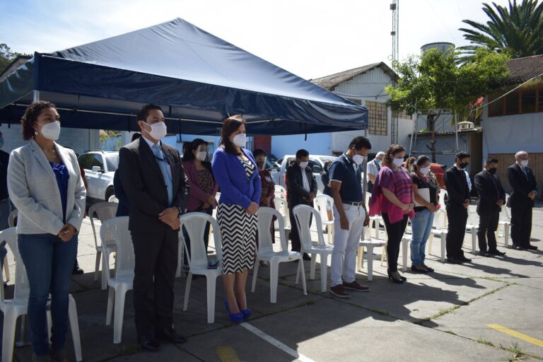 Acto cívico conmemorando los 199 años de Independencia