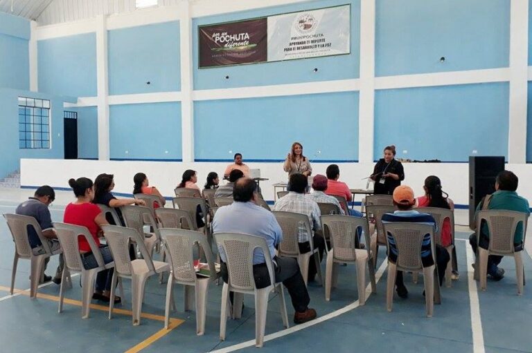 CAPACITACIÓN SOBRE LA LEY  GENERAL DE DESCENTRALIZACION, POCHUTA, CHIMALTENANGO.