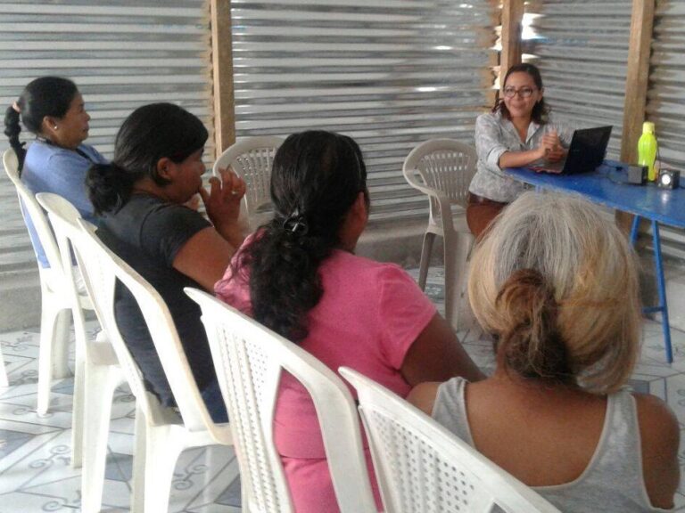 Capacitación a Grupo de Mujeres, Santa Lucia M.A. Sacatepéquez