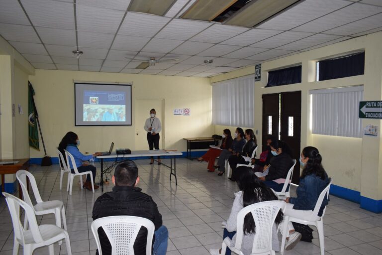 Capacitación  Consejos Comunitarios de Santa Catarina Barahona del Departamento de  Sacatepéquez.
