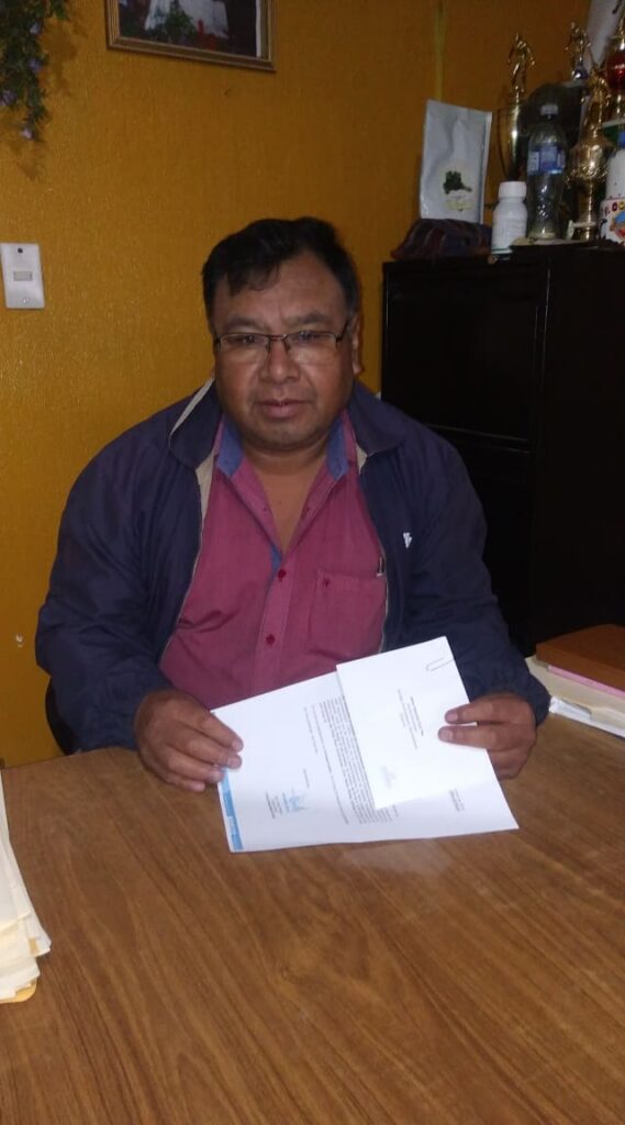 ENTREGA DE INVITACIÓN AL PRIMER CONGRESO NACIONAL DE DESCENTRALIZACIÓN