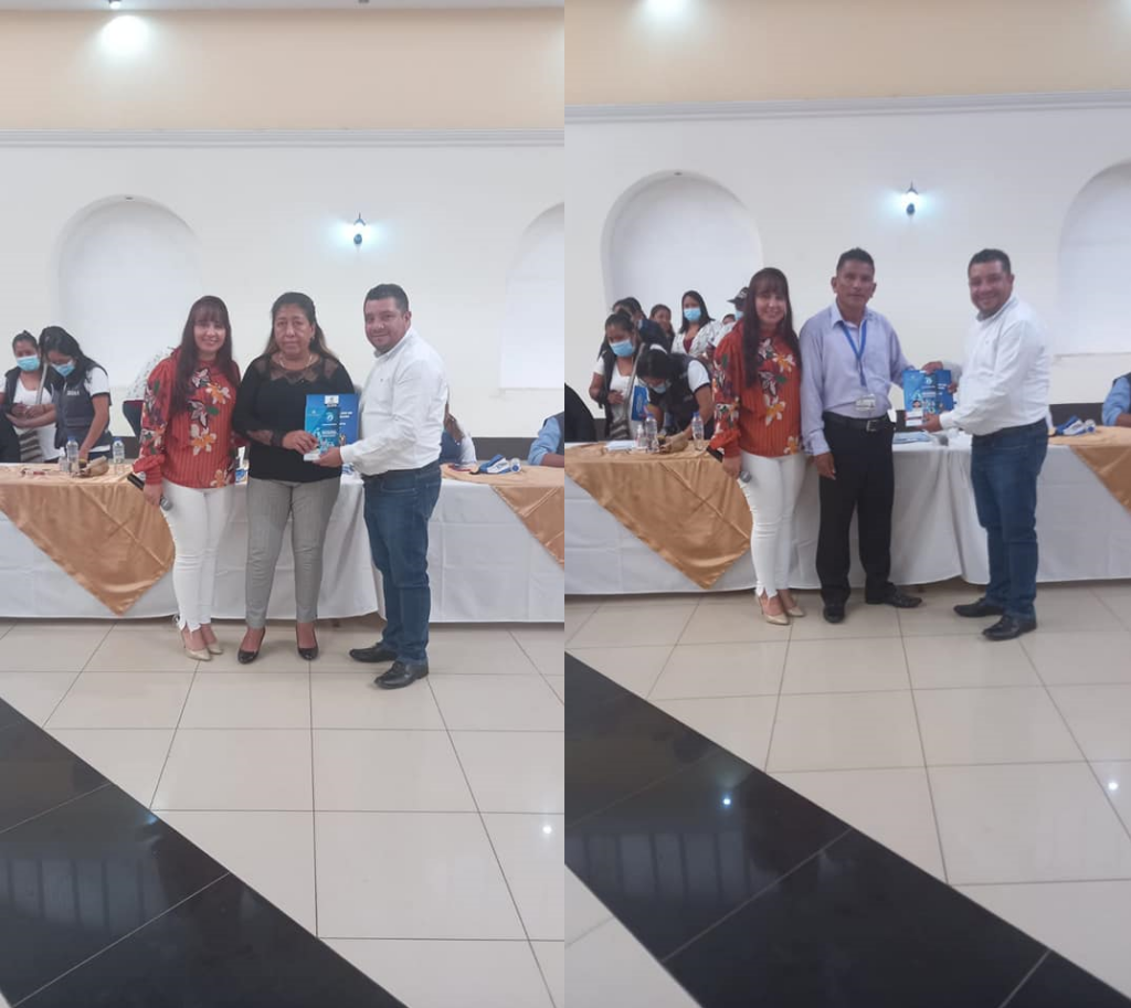 Entrega de ejemplares popularizados de la Ley de Consejos de Desarrollo y Normativo para la Descentralización