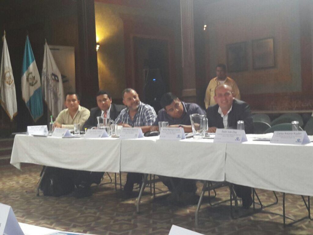 Participación en Comisión de Analisis de Presupuesto y Politica Fiscal