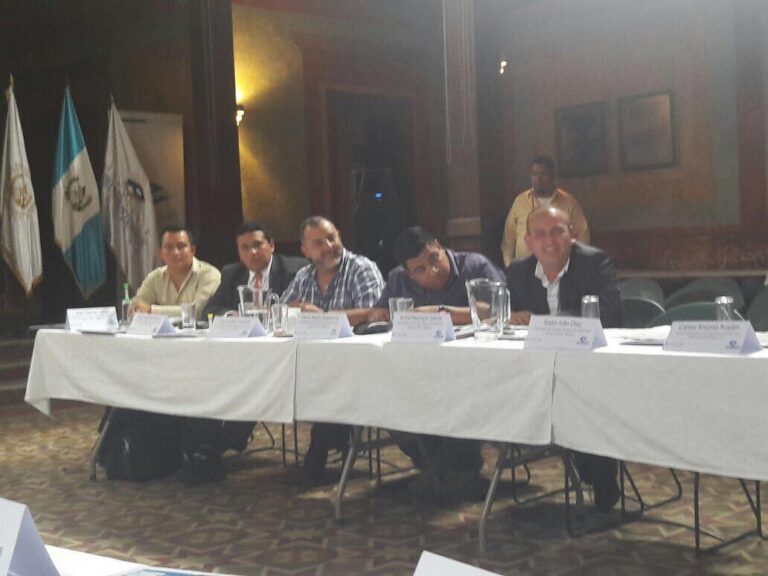 Participación en Comisión de Analisis de Presupuesto y Politica Fiscal