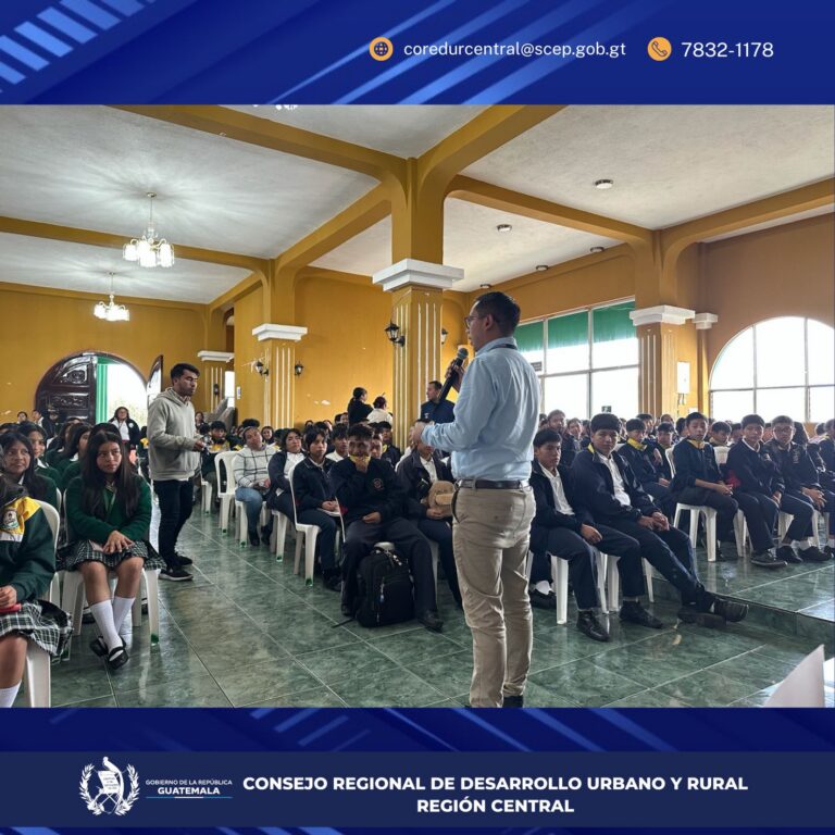 Participación en el Cine Foro, organizado por la Secretaría contra la Violencia Sexual, Explotación y Trata de Personas -SVET-