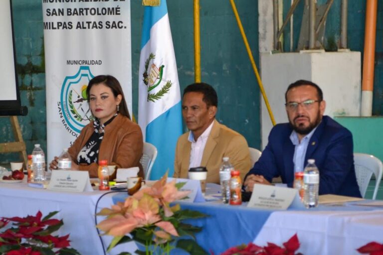 Reunión Ordinaria del Consejo Departamental de Desarrollo -CODEDE- Sacatepéquez.