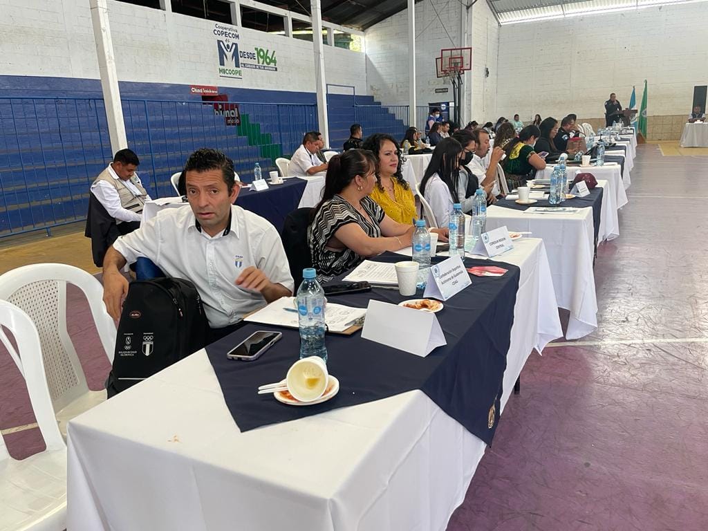Reunión del Consejo Municipal de Desarrollo -COMUDE- del municipio de Chimaltenango