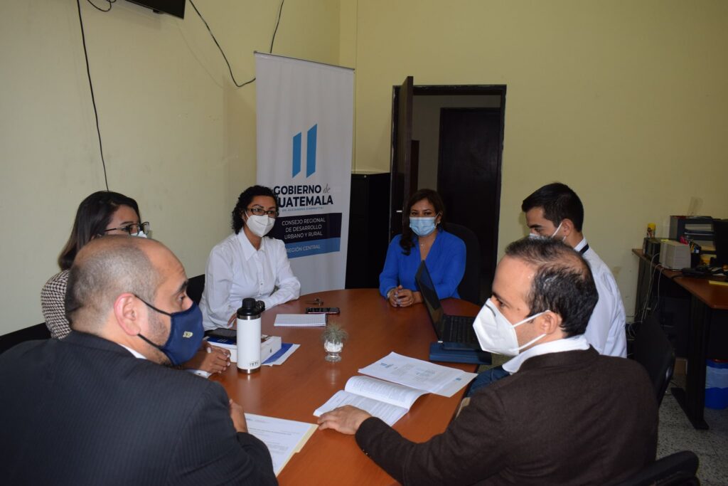 visita de asesores de la Dirección del Sistema de Consejos de Desarrollo de SCEP